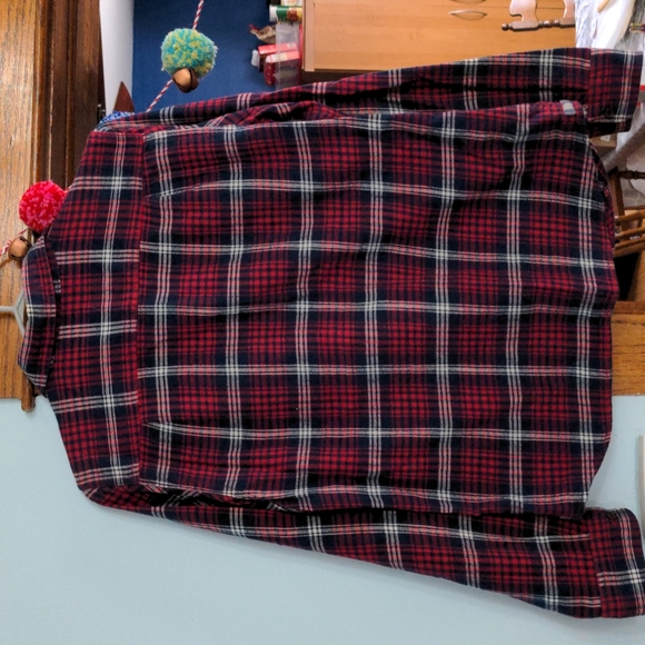 American Eagle Plaid - Picture 6 of 7